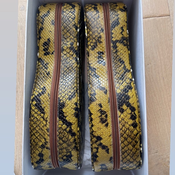 Python Chloe loafer - Picture 4 of 7